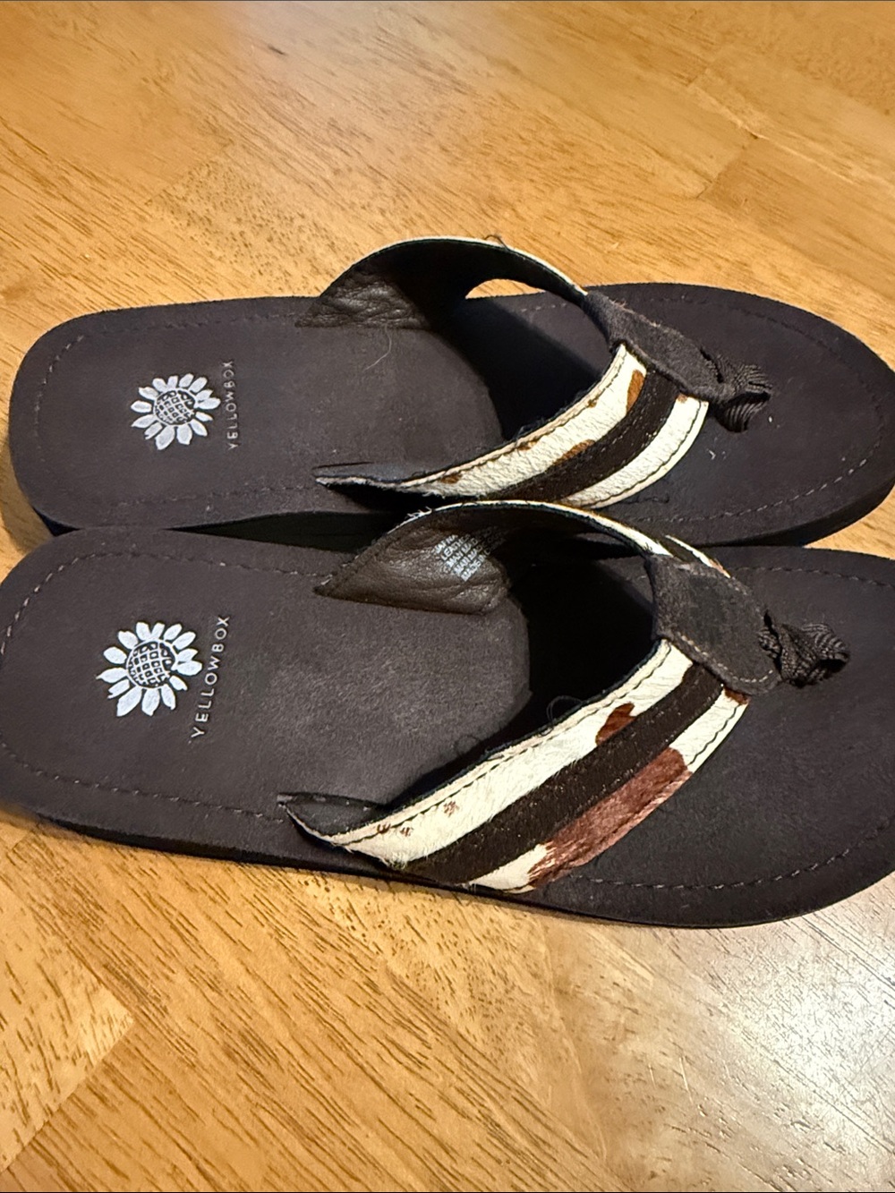 Yellow Box Brown, Cream & Tan Strappy Flip Flop Sandals - Picture 4 of 6
